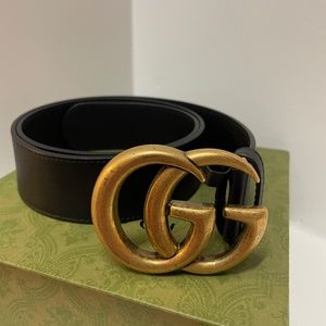 Women’s Gucci wide leather GG belt